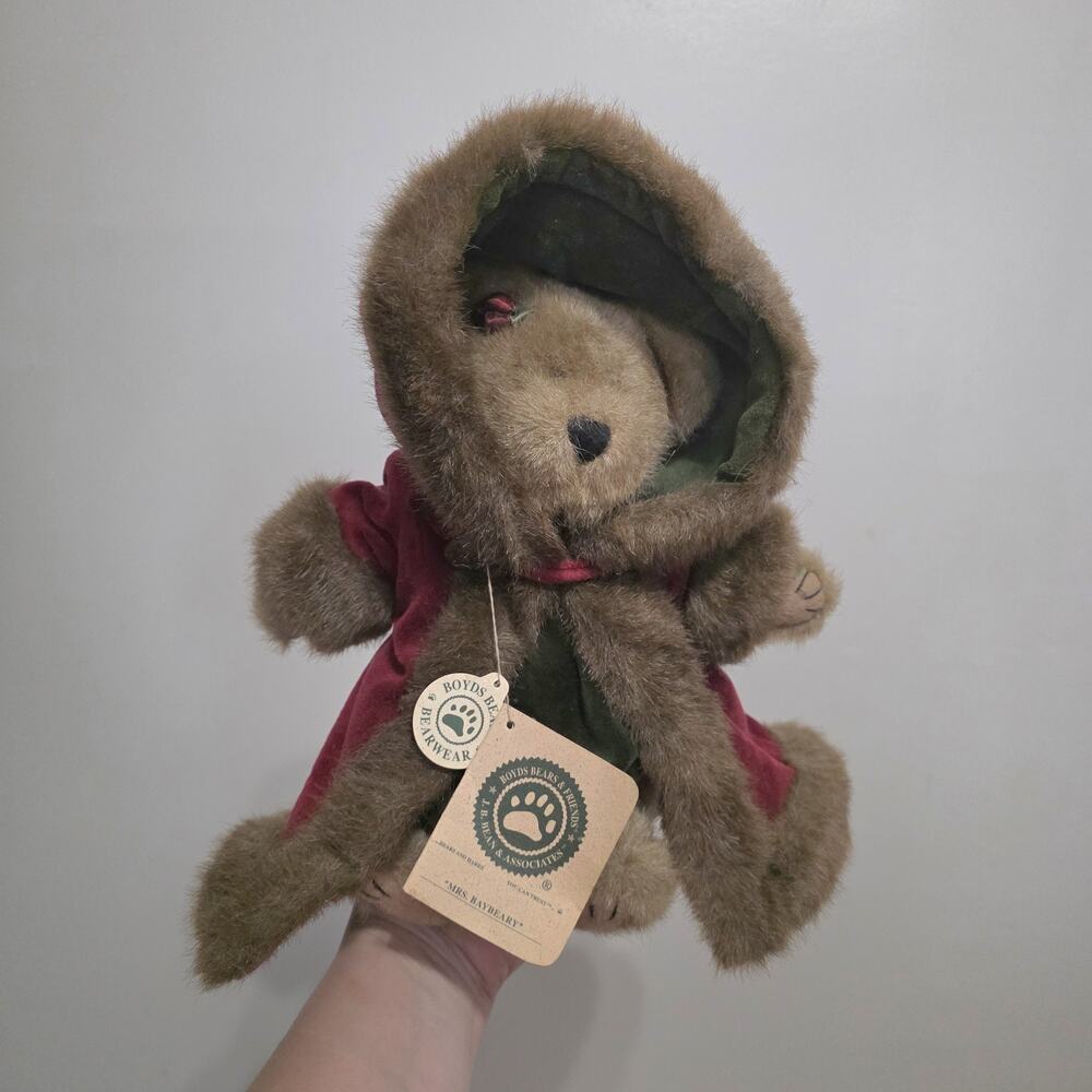 Boyd’s Bears Mrs Baybeary Style # 917312 Christmas Bears Velvet Robe Green Red